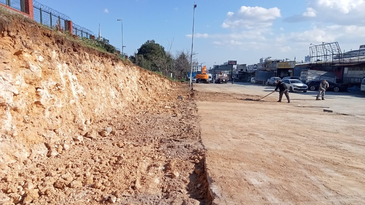 12.BLOK KARŞISINA OTOPARKLANDIRMA ÇALIŞMAMIZ BAŞLADI...