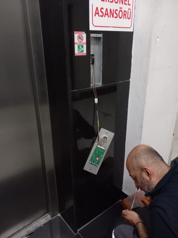 BEYAZ TOWER ASANSÖRLERİNDE BAKIM ÇALIŞMASI GERÇEKLEŞTİRİLDİ